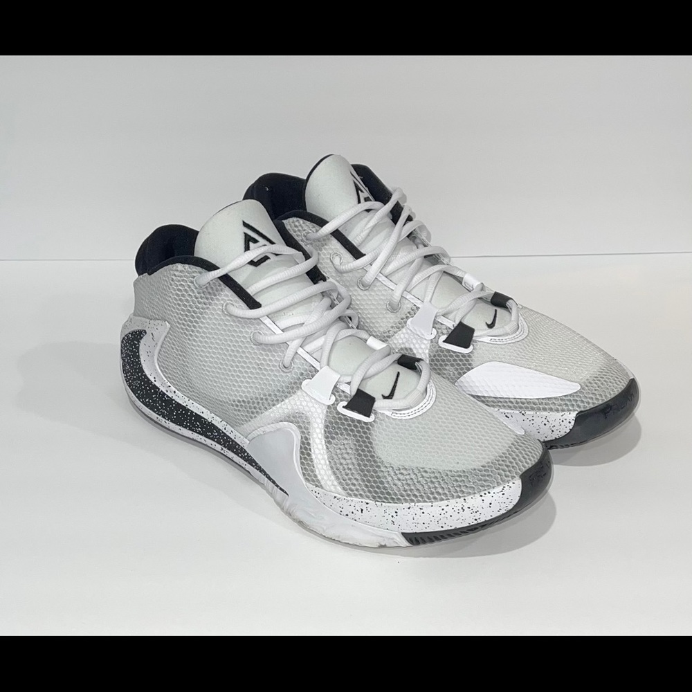 Nike Zoom Freak 1 Oreo White/Black Mens Size 12
